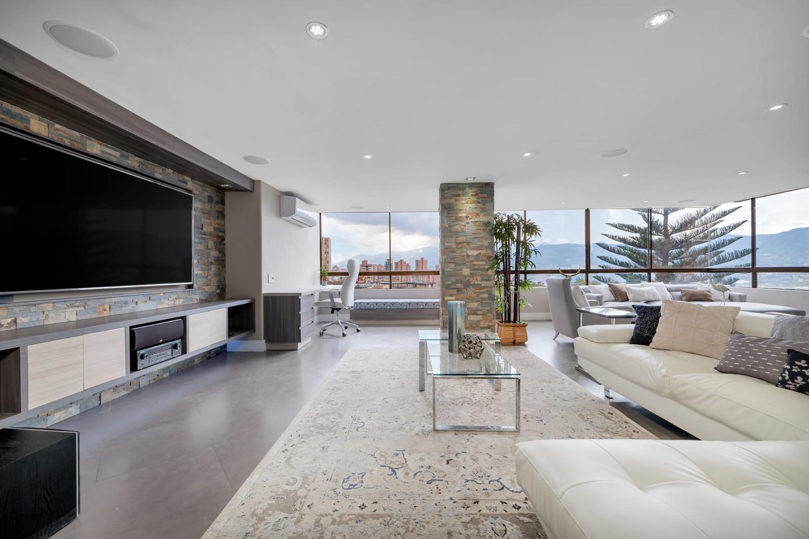 Lujo en Bosques de Vizcaya · 4 habitaciones · Tu nuevo hogar en Medellín