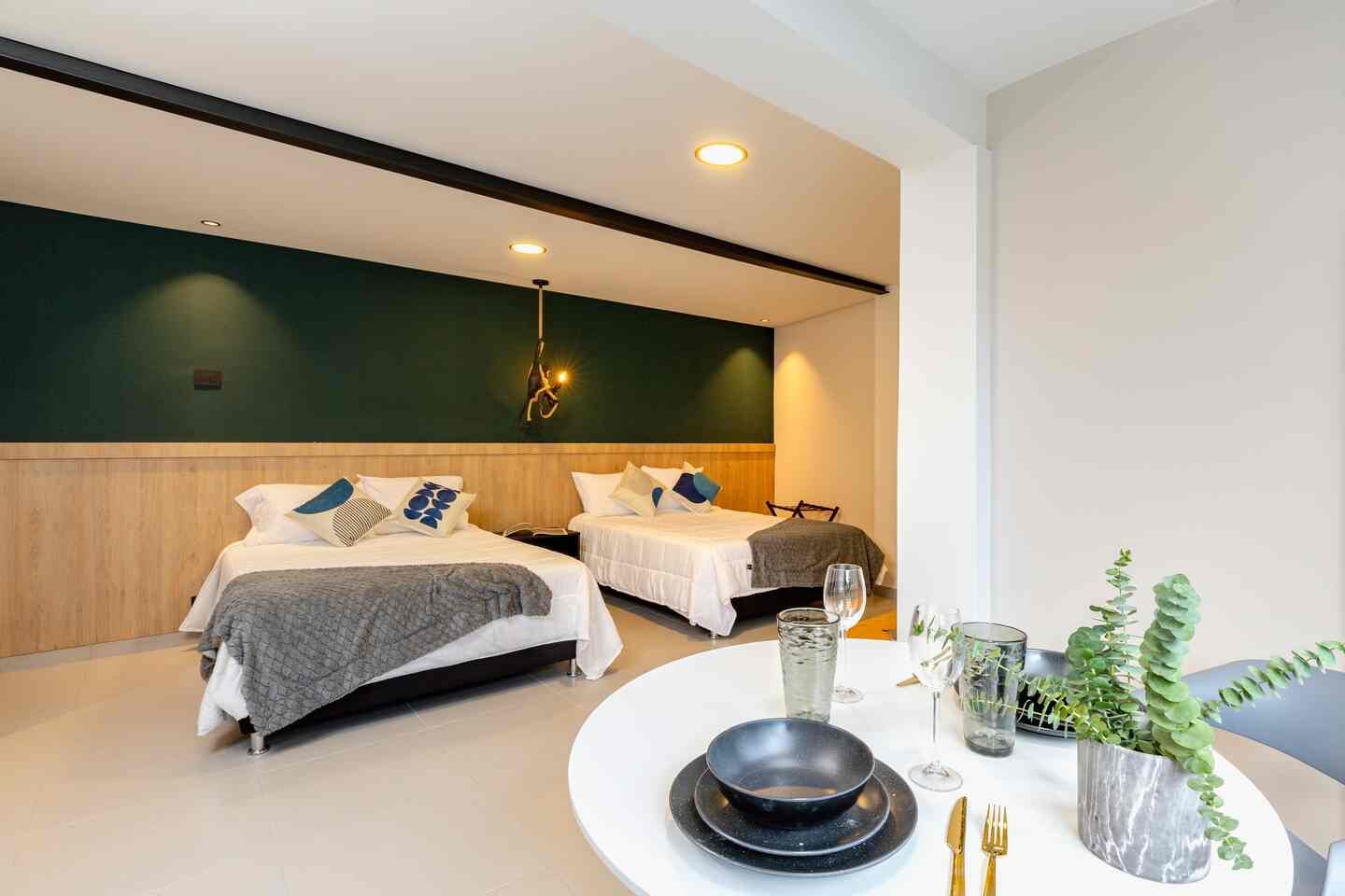 AL203 2 Beds Laureles Apartment Medellín | A/C (1/8)