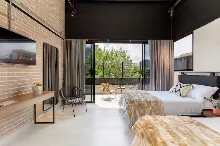 AL301 2 Beds Laureles Apartment | Balcony | A/C (1/8)