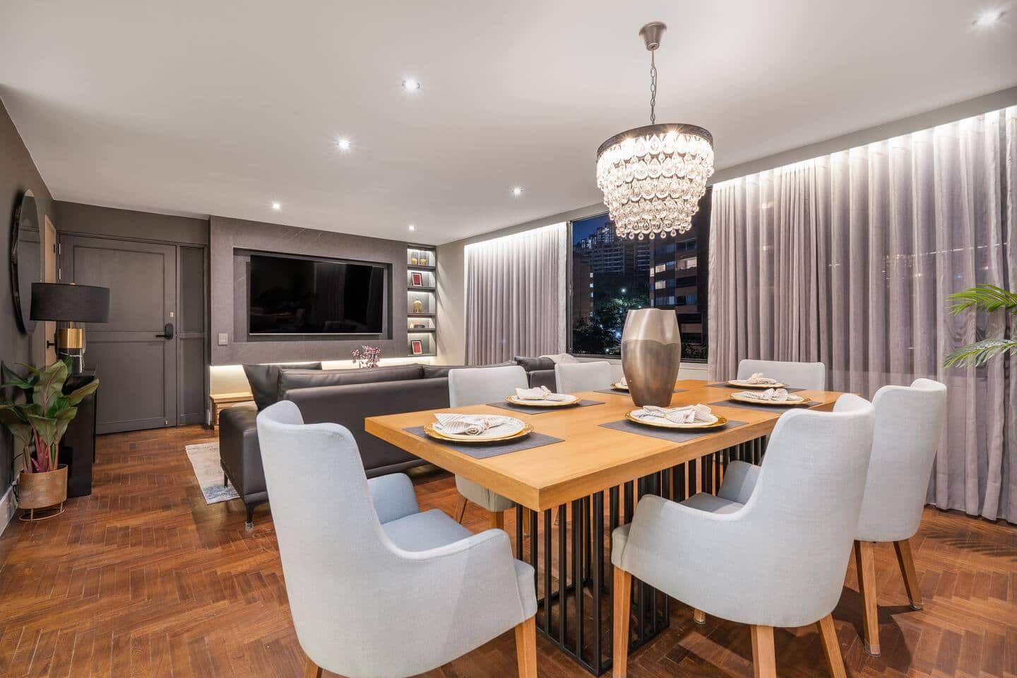 VMFL702 - Apartamentro de lujo de 3 Habitaciones en el Poblado con aire acondicionado (1/8)